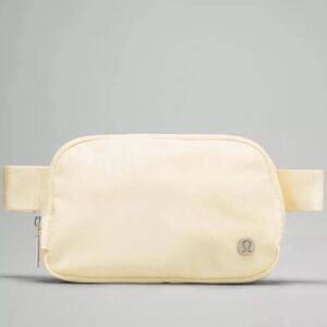 Lululemon Athletica Buttercream Belt Bag - NWOT